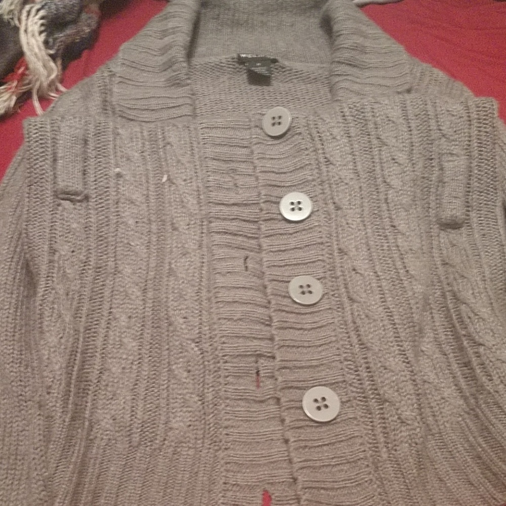 Grey sweater
